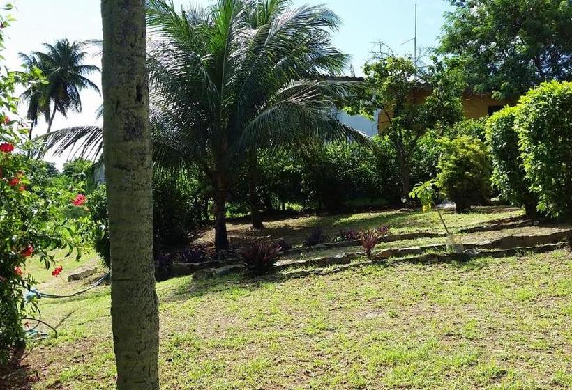 פנסיון Chalé Casa Factur