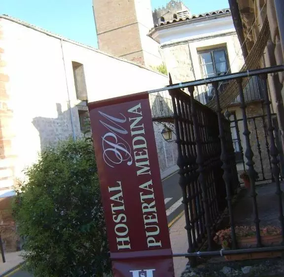 Majatalo Hostal Puerta Medina