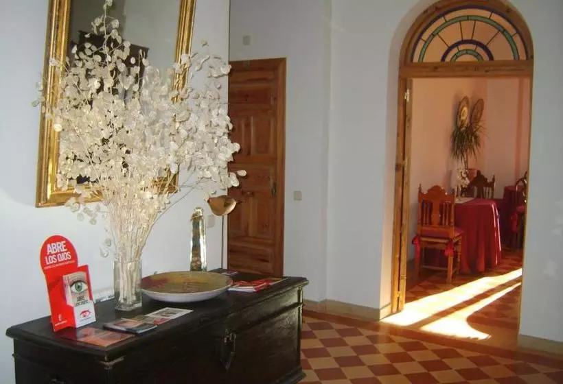 Majatalo Hostal Puerta Medina