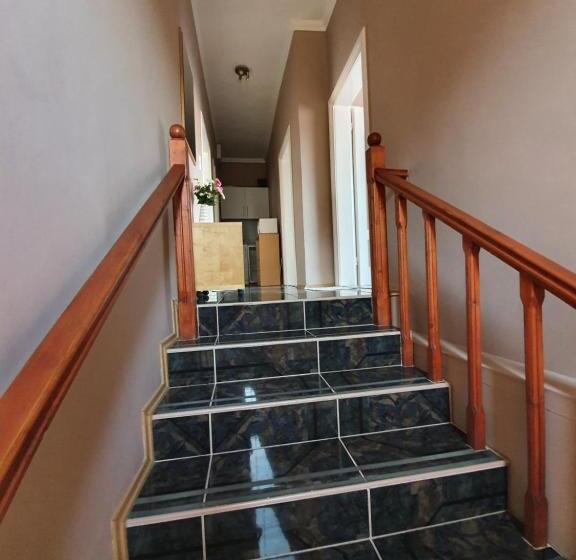 ペンション Party Vendégház