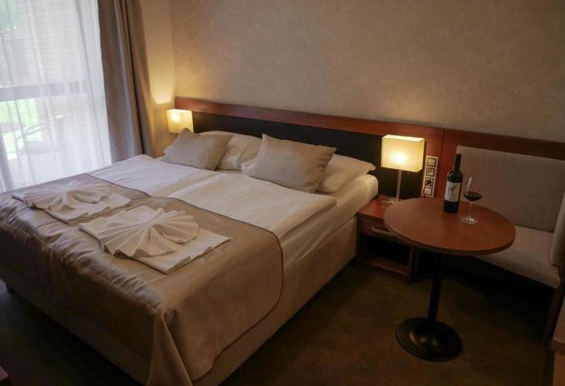 پانسیون Penzion Včelařský Dvůr