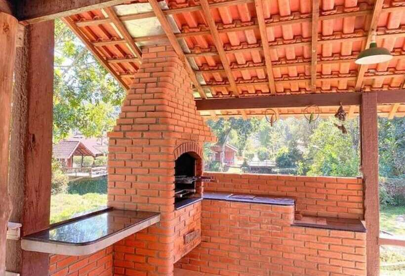 ペンション Pousada Chalés Do Lago