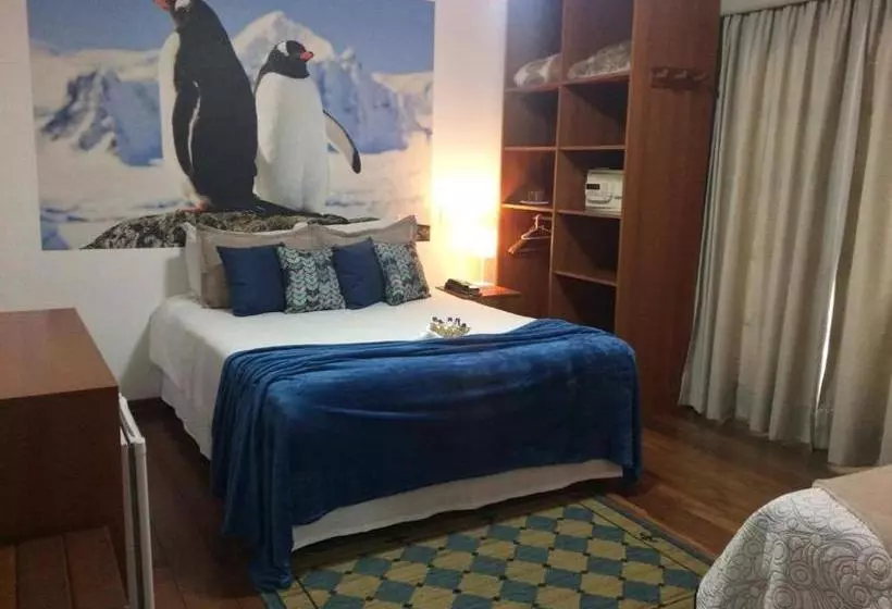 ペンション Pousada Dos Pinguins