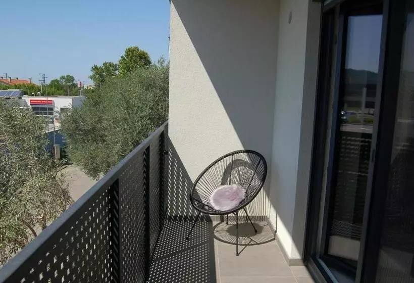 پانسیون Rooms And Apartments Lisjak