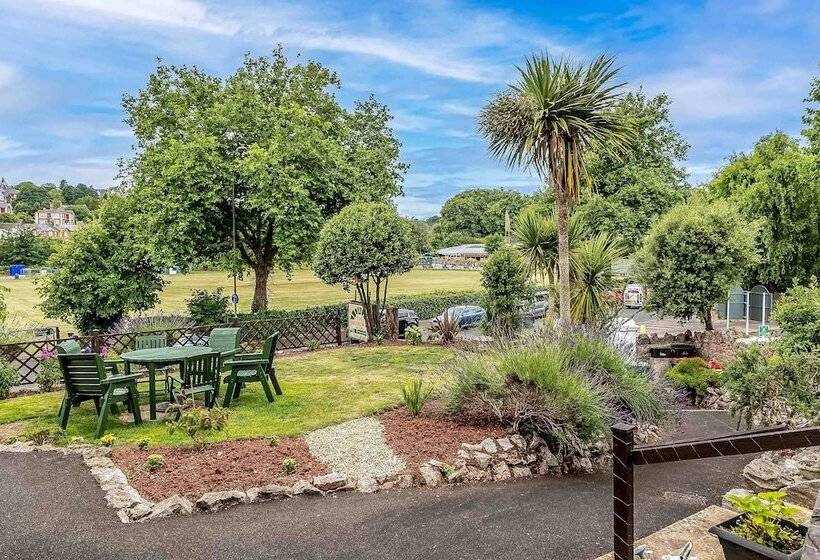 Пансион The Berburry