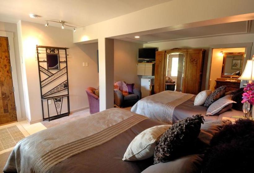 호스텔 Swan River Inn