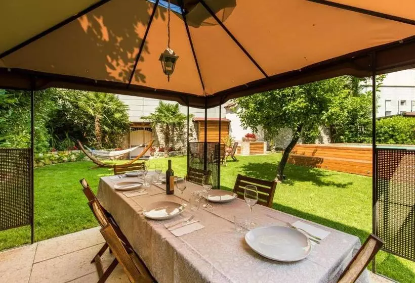 Antiche Rive Holidays Apartments