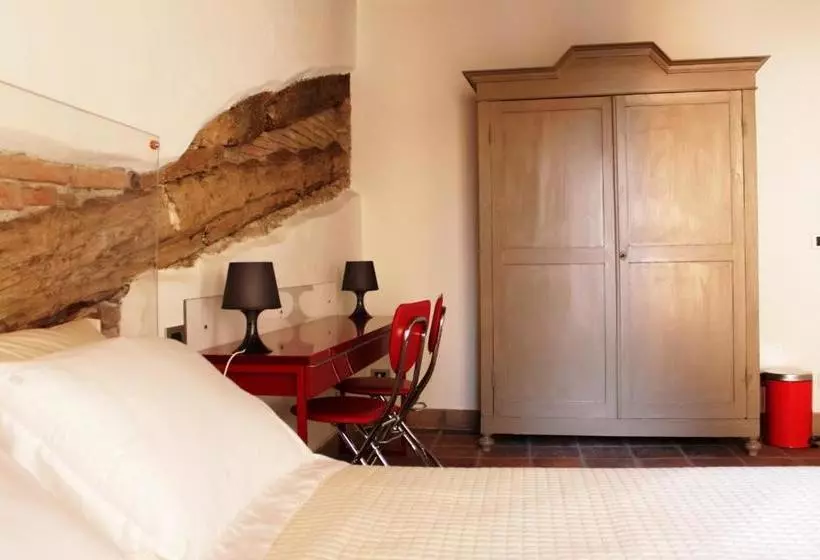 تختخواب و صبحانه La Filanda