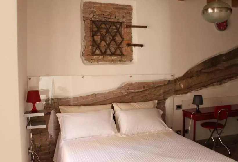 تختخواب و صبحانه La Filanda