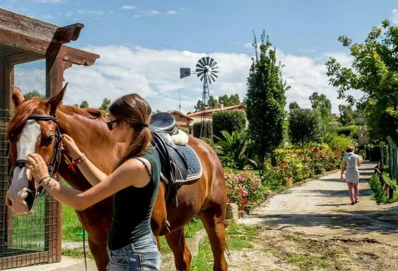 ホテル Agriturismo 4 Ricci