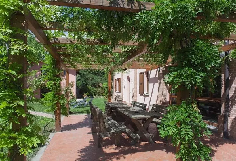 Hotelli Agriturismo Il Cavicchio