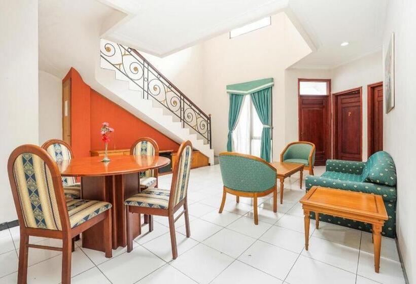 Hotel Istana Permata Juanda