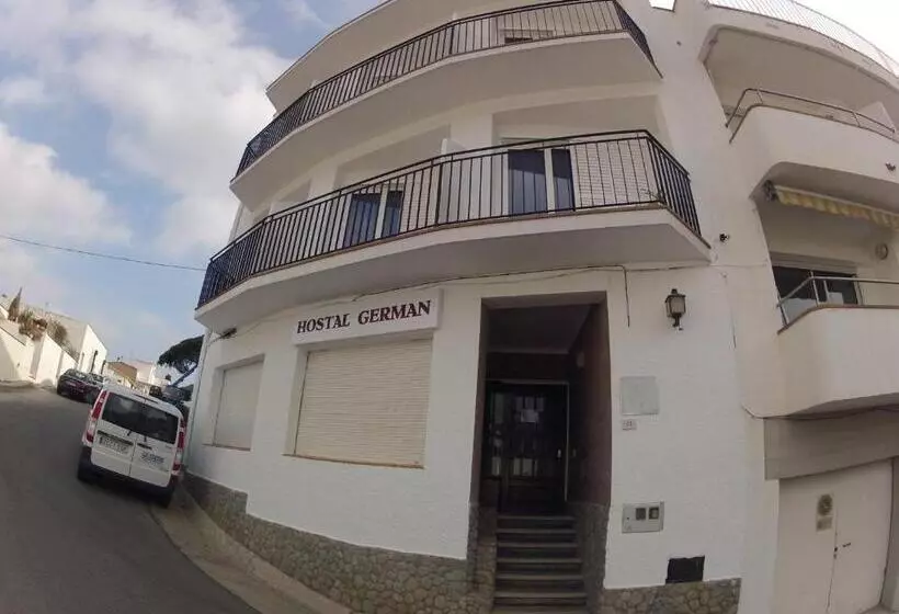 پانسیون Hostal German