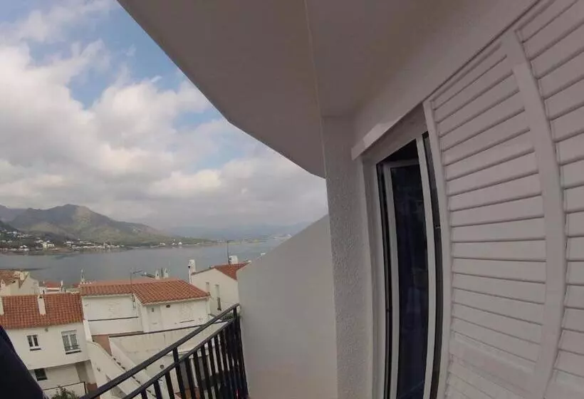 پانسیون Hostal German