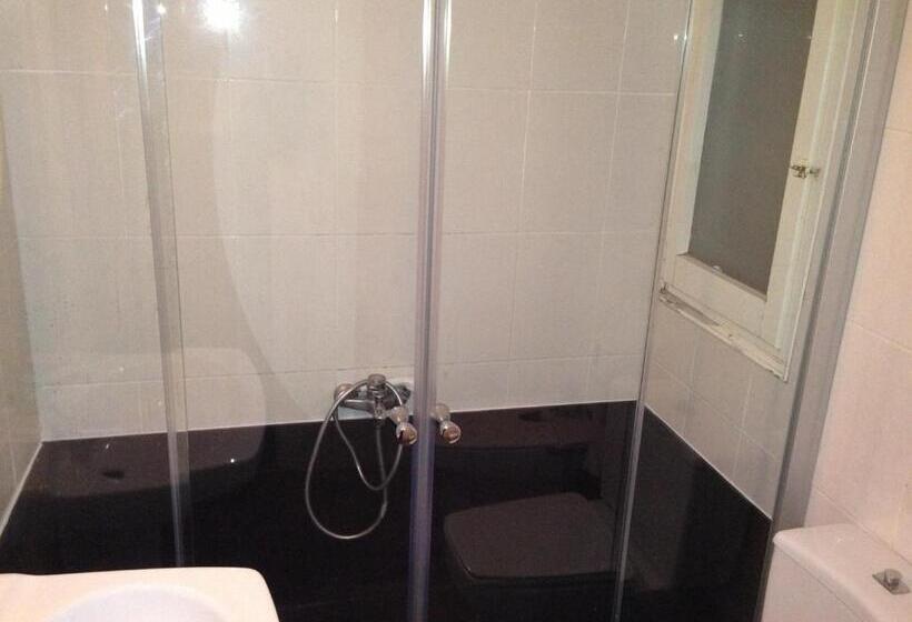 پانسیون Hostal German