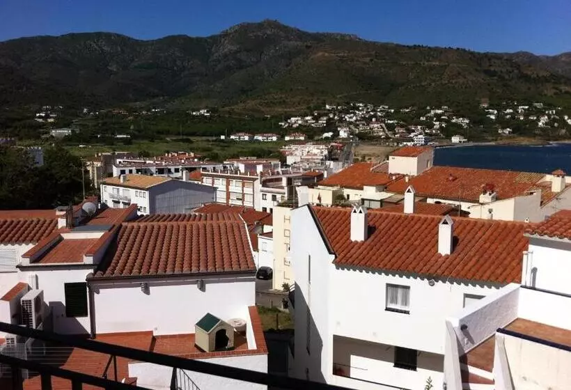 پانسیون Hostal German