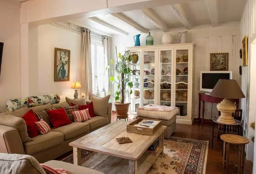 ペンション Maison De Mézos