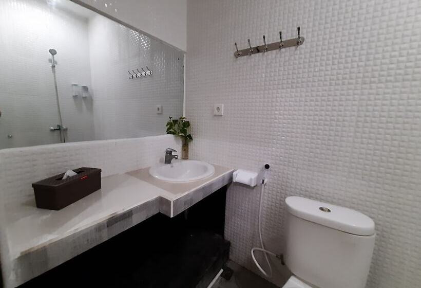 بنسيون The Legian 777