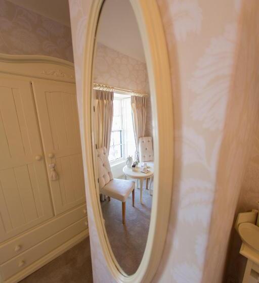 펜션 The Stables Townhouse B&b