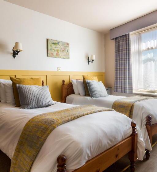 הוסטל The Fleece Inn