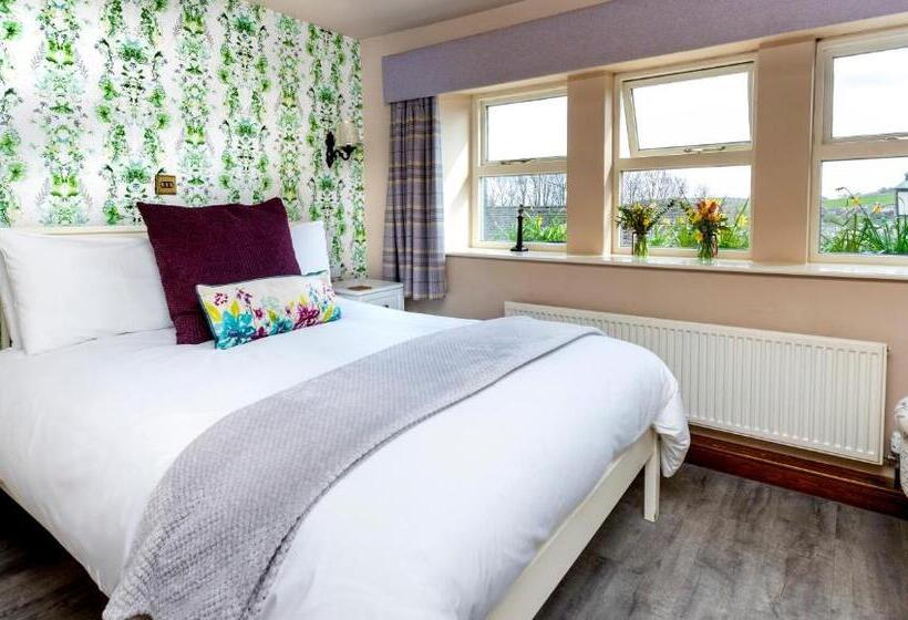 הוסטל The Fleece Inn