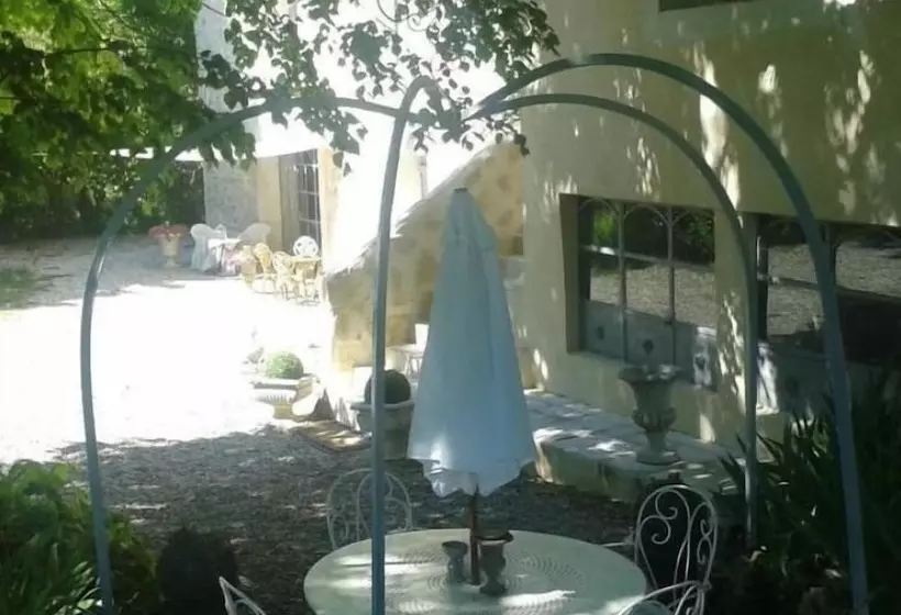 Aamiaismajoitus (B&B) Le Moulin De Sonnailles