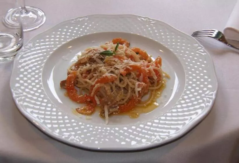 هتل Locanda Chi Ghinn