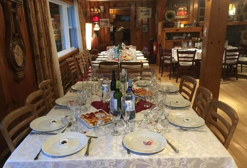 펜션 Auberge The Parker S Lodge Inn