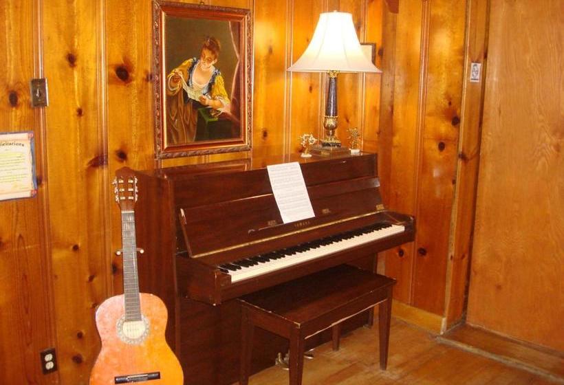 펜션 Auberge The Parker S Lodge Inn