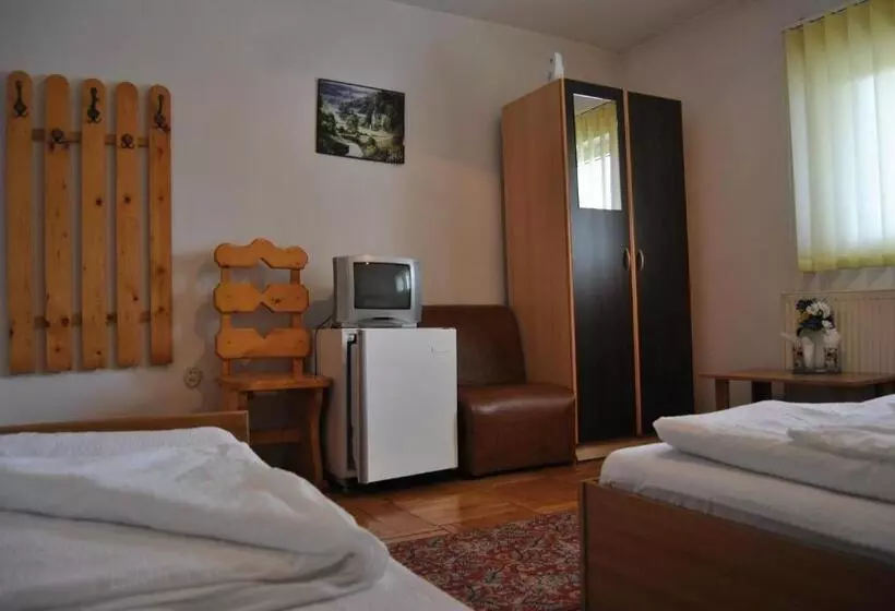 Majatalo Cabana Popasul Haiducilor