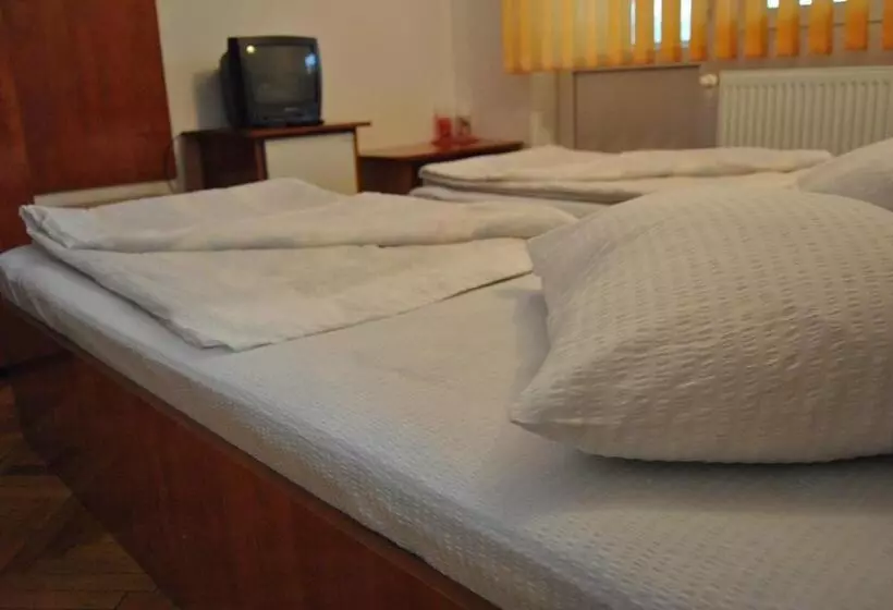 Majatalo Cabana Popasul Haiducilor