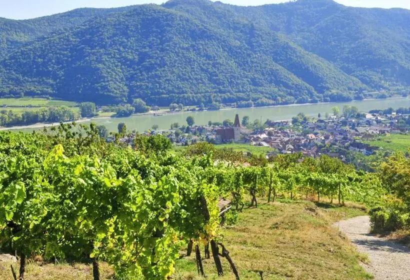 Majatalo Gästehaus Turm Wachau