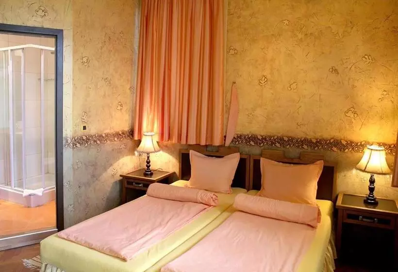 پانسیون Guesthouse Petra