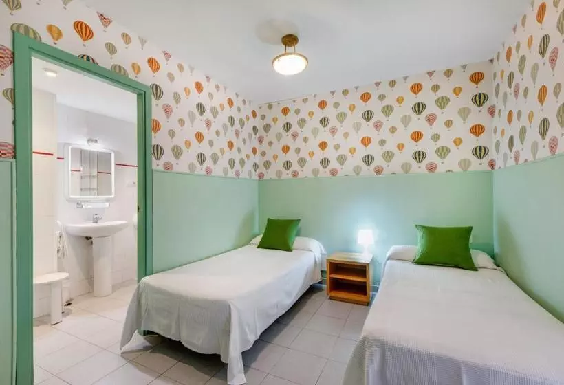 پانسیون Hostal Oliveta