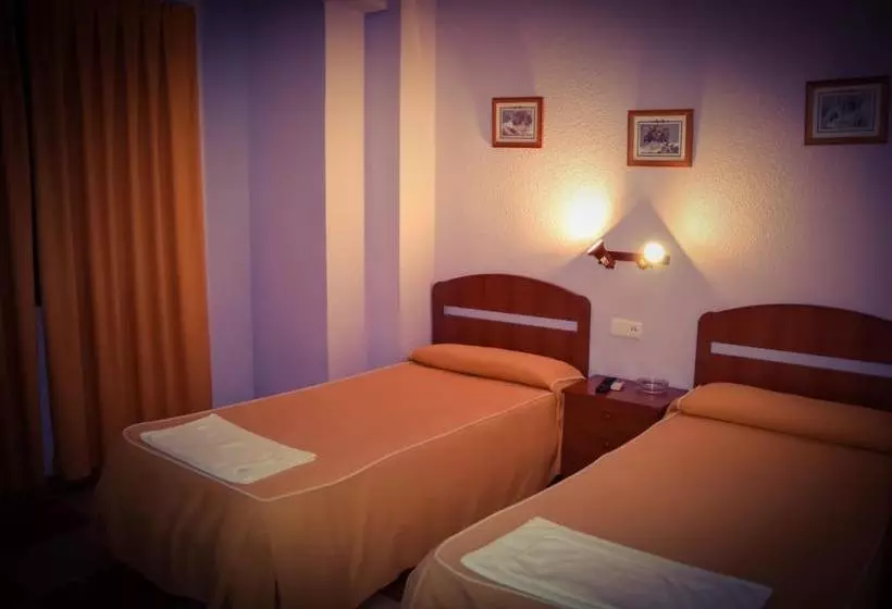 پانسیون Hostal Tarifa