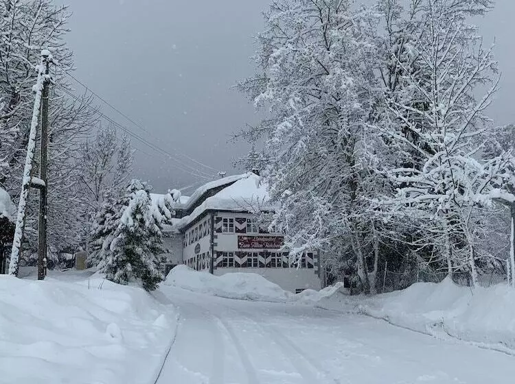 Majatalo Landgasthof Zum Alten Reichenbach
