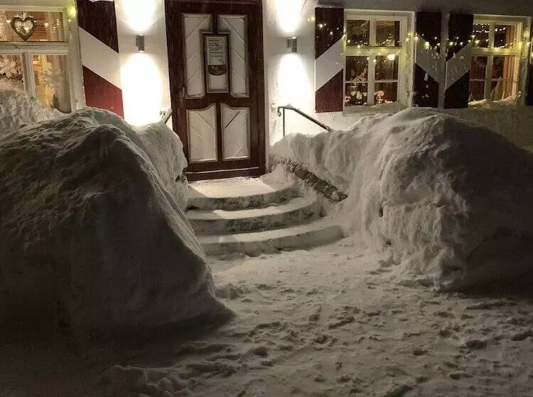 Majatalo Landgasthof Zum Alten Reichenbach