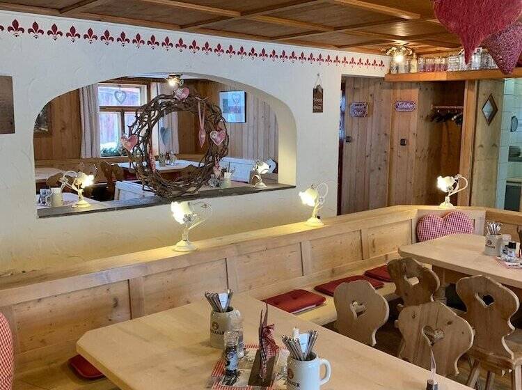 Pensão Landgasthof Zum Alten Reichenbach