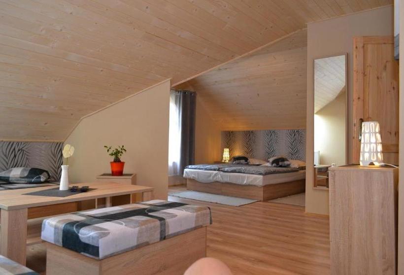 Pensão Penzion Manderlak