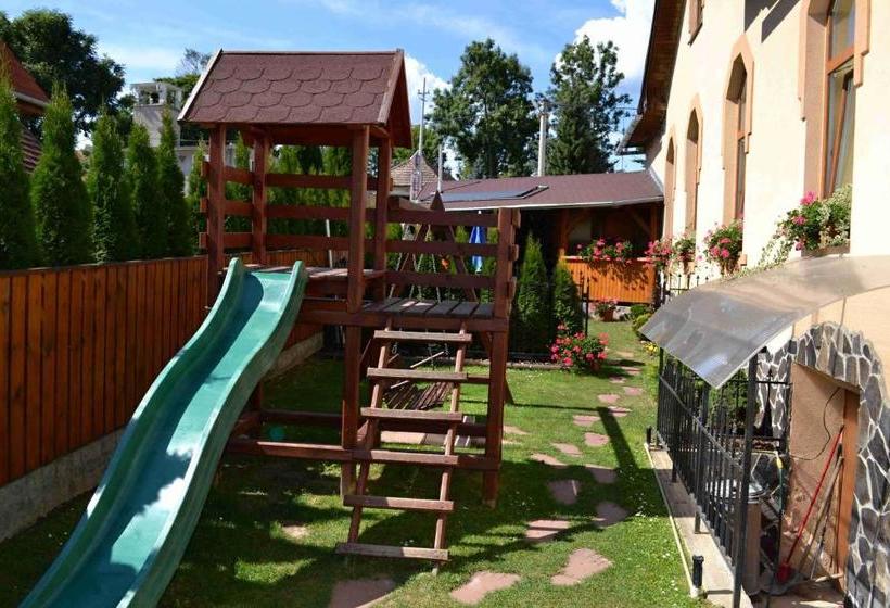 Pensão Penzion Manderlak