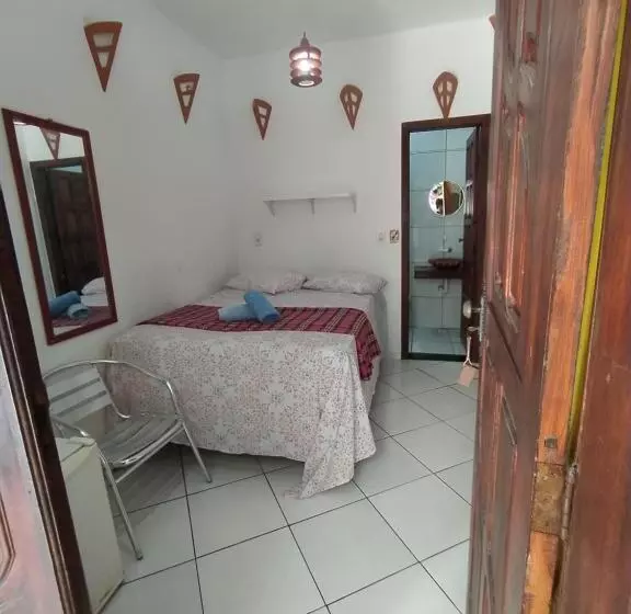 ペンション Pousada Luzena