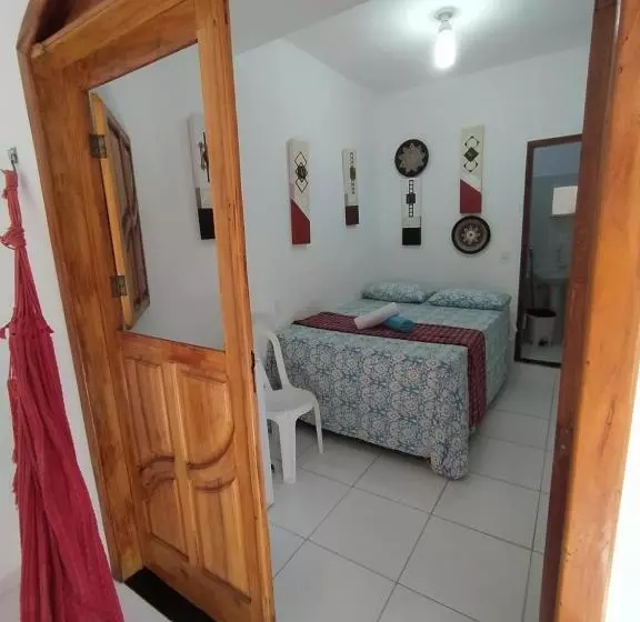 ペンション Pousada Luzena