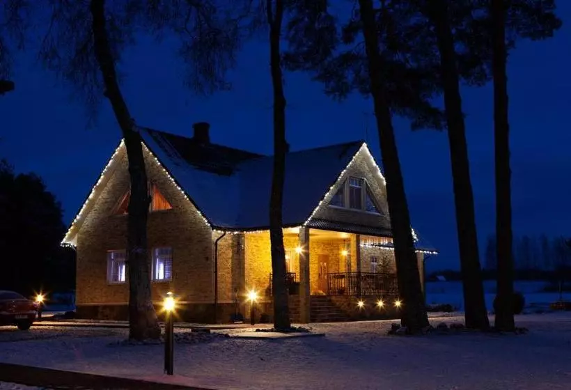 پانسیون Seedri Guesthouse