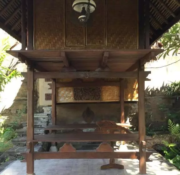 ペンション The Nirwana Water Garden