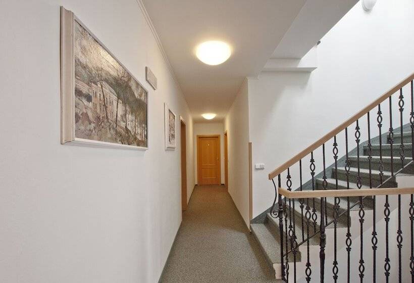 بنسيون Villa Rosa