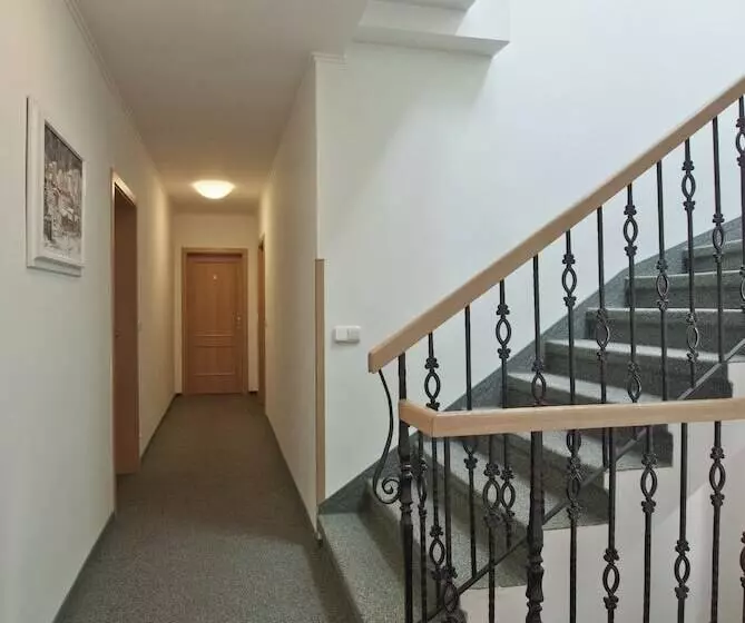 ペンション Villa Rosa