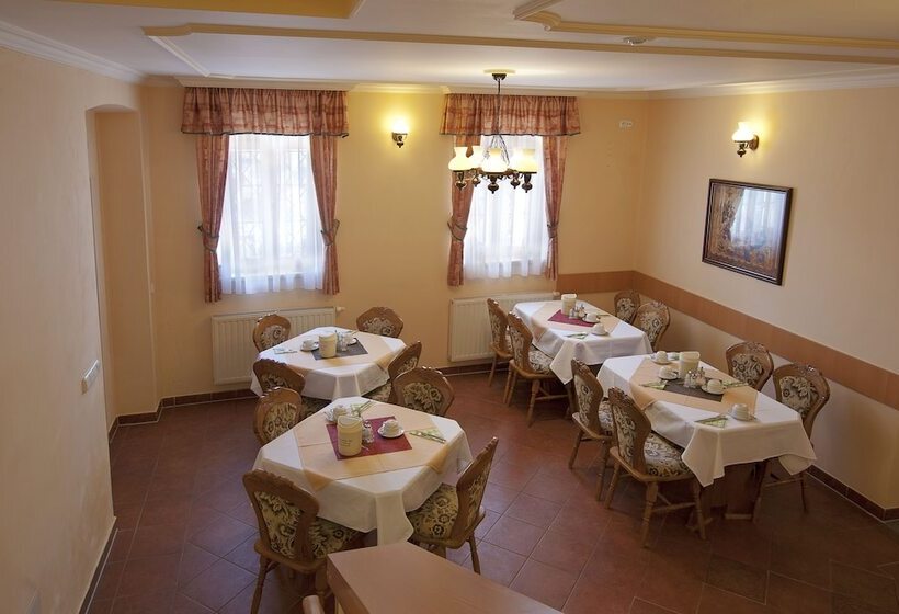 بنسيون Villa Rosa