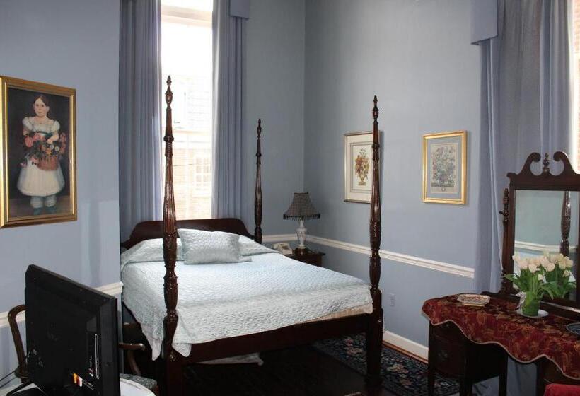 旅馆 Leesburg Colonial Inn