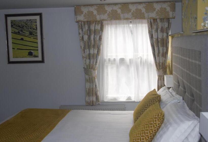 هاستل The Woolly Sheep Inn