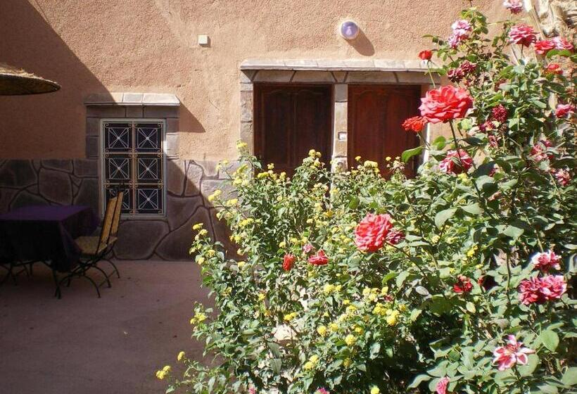 تختخواب و صبحانه Maison D Hôtes Ait Hmid